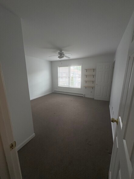 Bedroom-1 - 1434 Ohio St