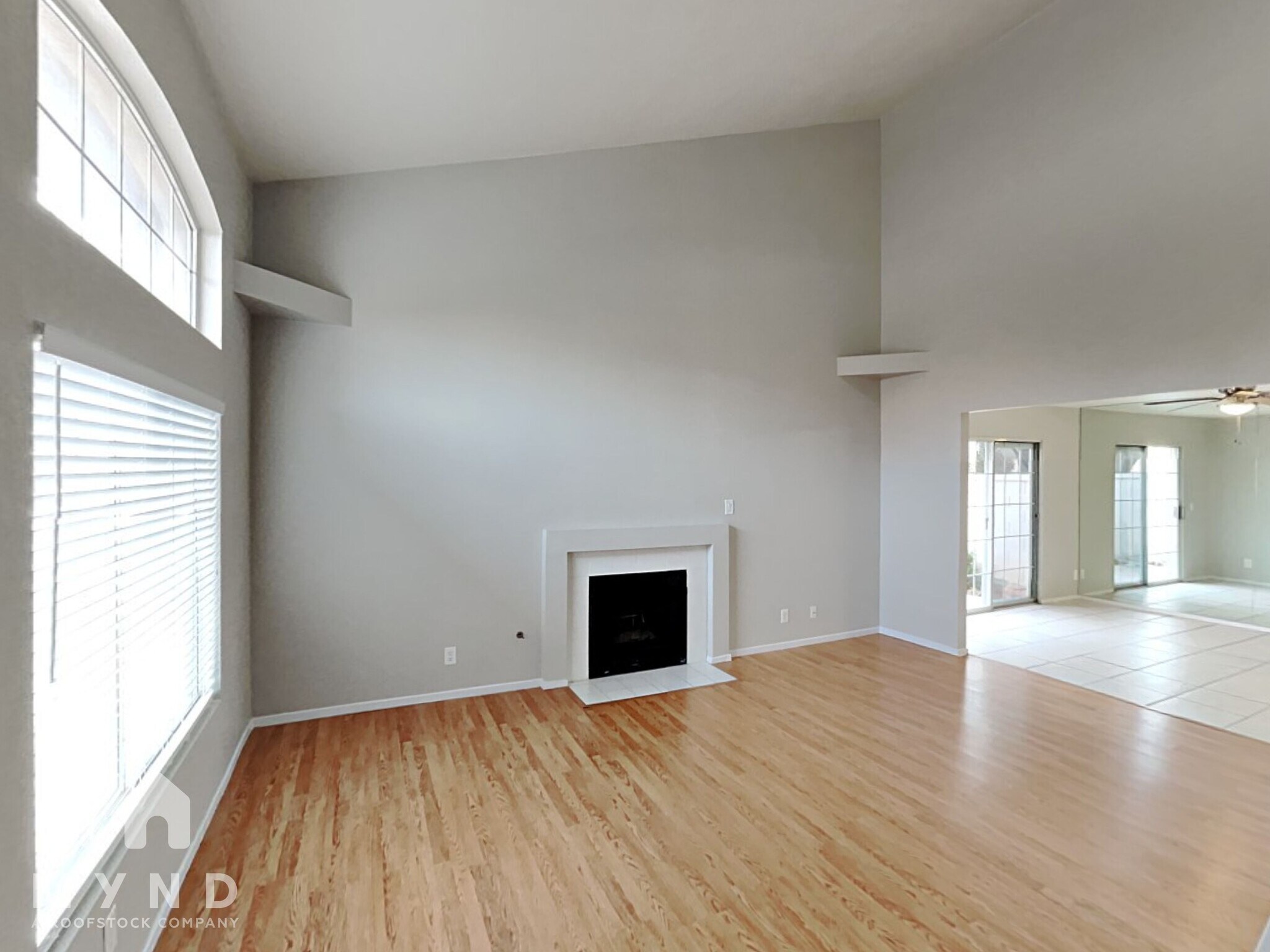 Building Photo - 2835 Floral Peak Dr
