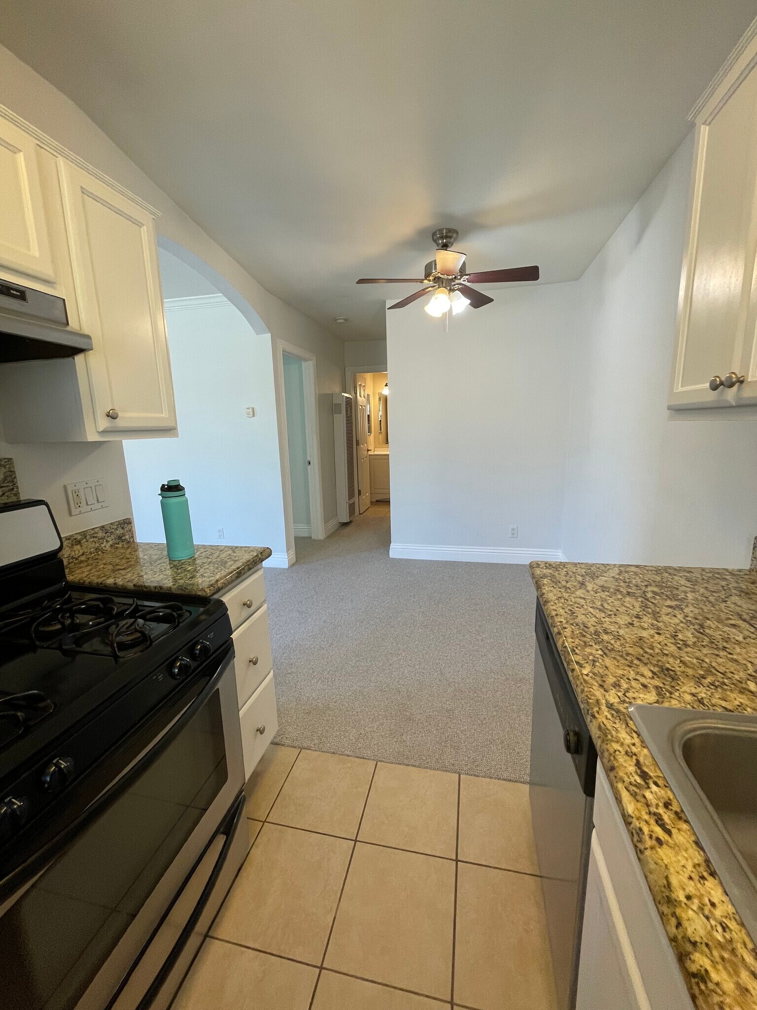 Dining room - 1472 Iris Ave
