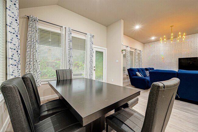 Building Photo - 4723 Great Acre Ln