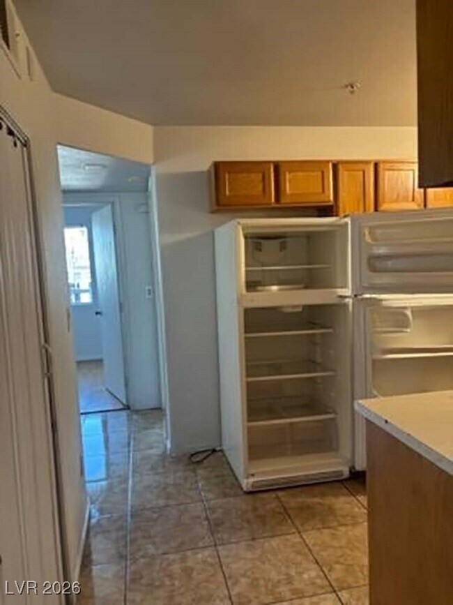 Building Photo - 231 W Philadelphia Ave