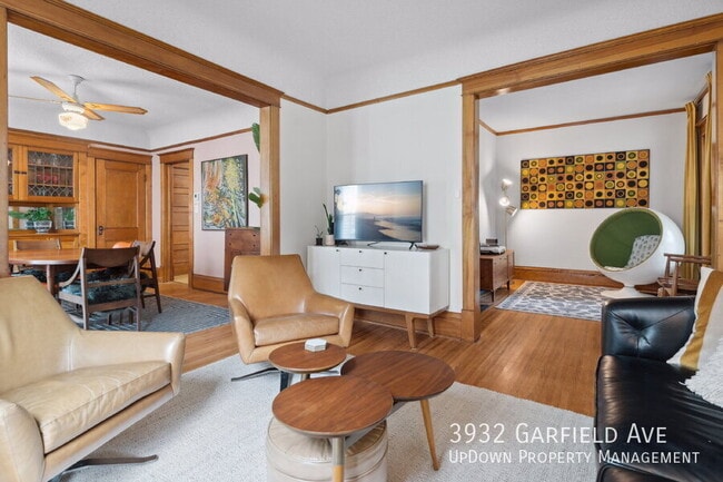 Building Photo - 3932 Garfield Ave
