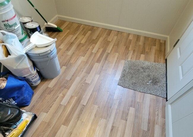 Building Photo - 802 Deleon St