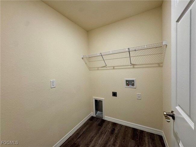 Building Photo - 3029 Mockingbird Rd