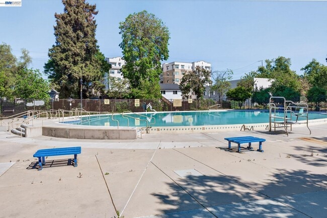 Building Photo - 20 Ryland Park Dr