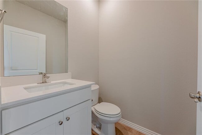 Building Photo - 1705 SW Casuarina Dr