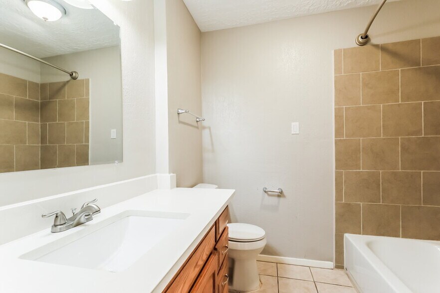 Building Photo - 4703 Owens Creek Ln