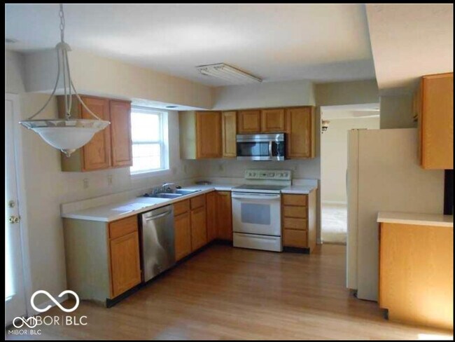 Building Photo - 411 Garden Grace Dr