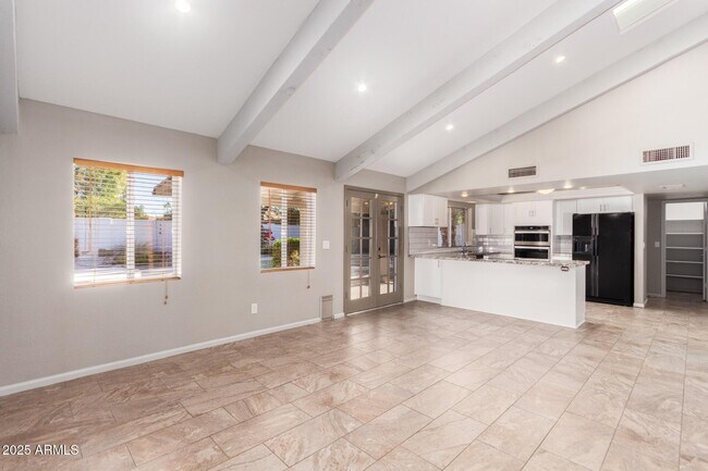 Building Photo - 10021 N 74th Pl