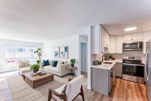 Building Photo - The Sophia at Mt. Helix