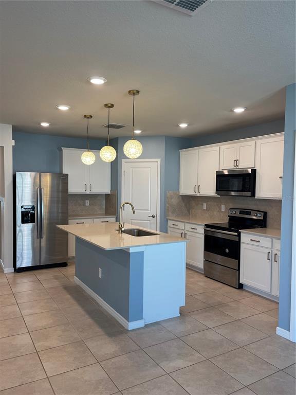 Building Photo - 5503 Keaton Springs Dr