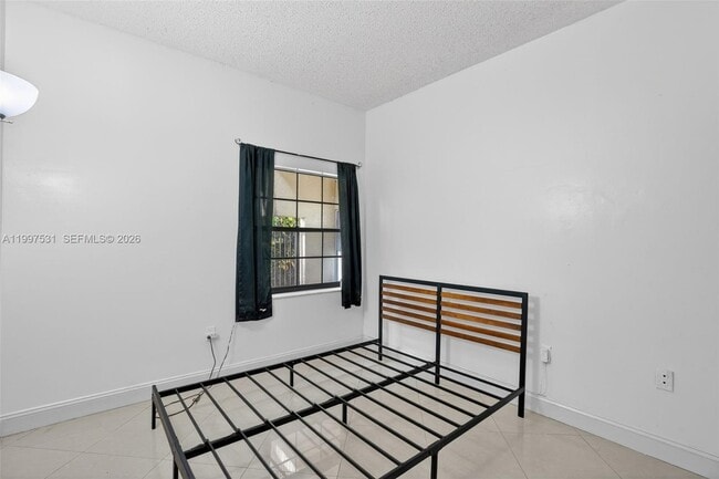 Building Photo - 13045 SW 88th Ln