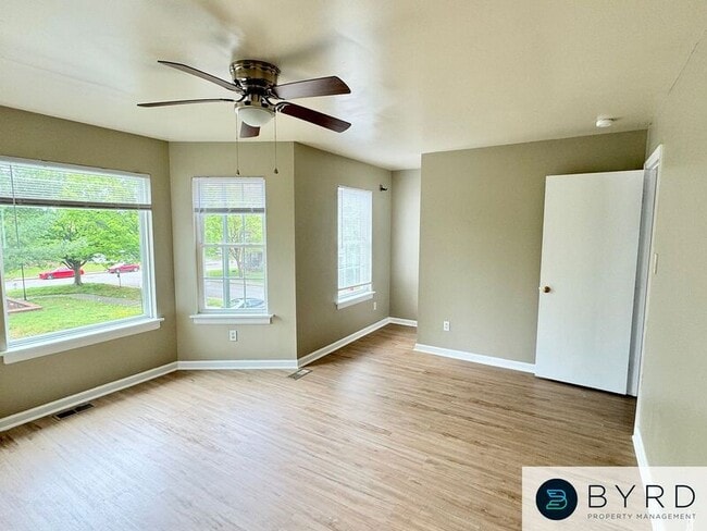 Building Photo - 508 Bethany Dr