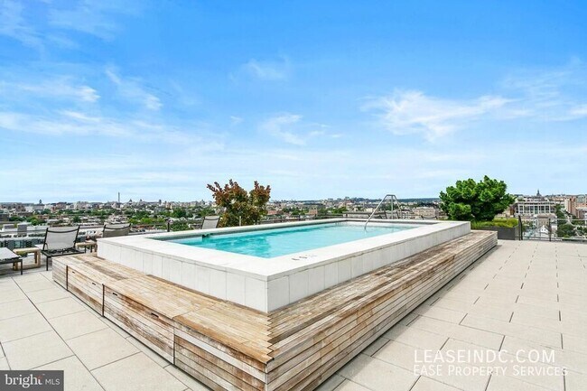 Building Photo - 2030 8th St NW