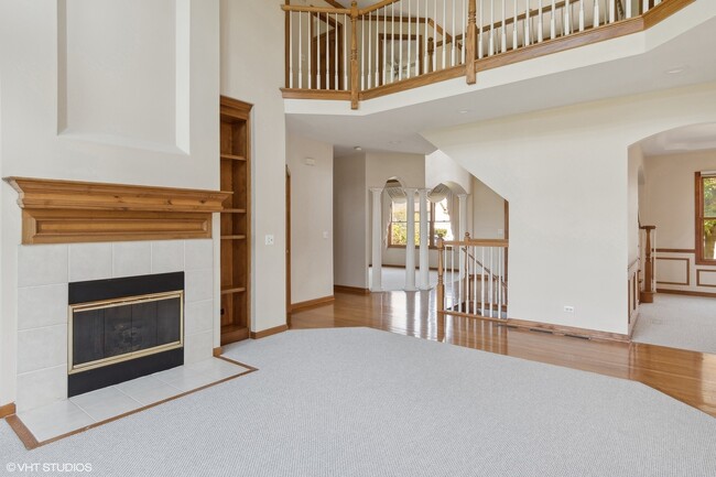 Building Photo - 2327 Flat Rock Ct