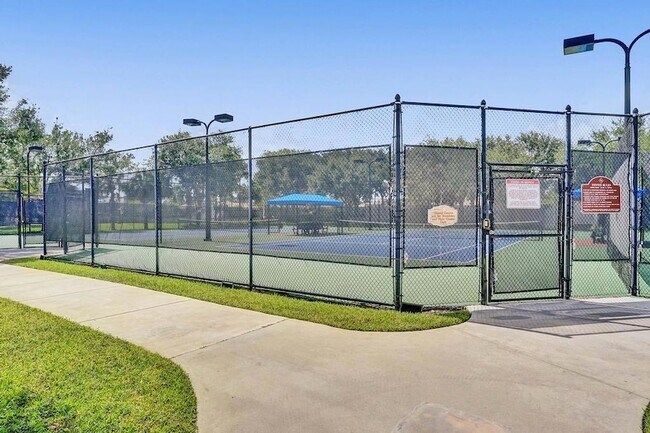 Building Photo - 14985 SW 38th St