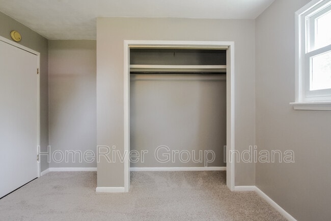 Building Photo - 3206 Alice Ave