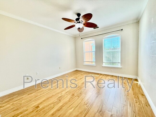 Building Photo - 2721 Via Murano