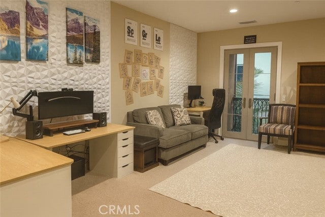Building Photo - 20 Tenderfoot