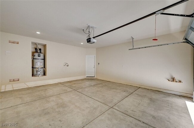 Building Photo - 5536 Danforth Ave