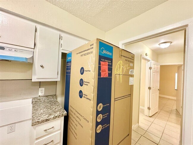 Building Photo - 5206 Regency Cove
