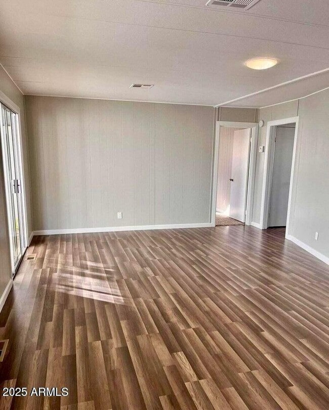 Building Photo - 2501 W Wickenburg Way