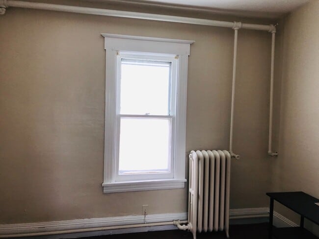 Building Photo - 64-66 Lincoln Ave