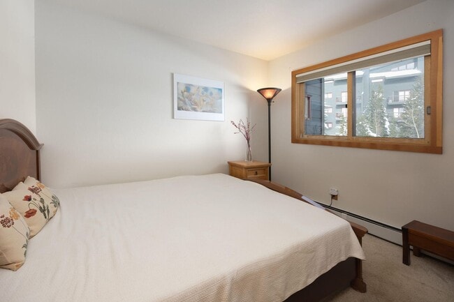 Building Photo - Available now!  Year lease!   POOL, Two Be...
