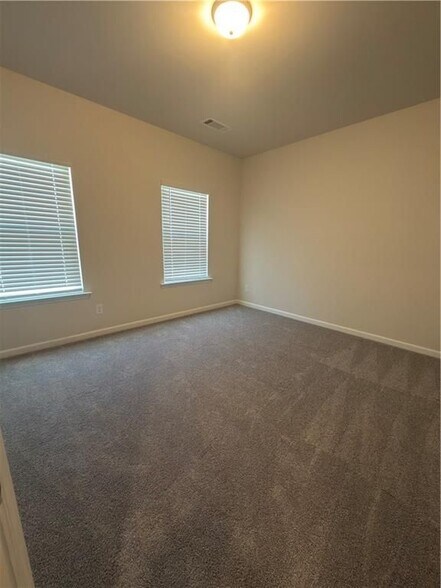 Building Photo - 5270 Woodline View Cir
