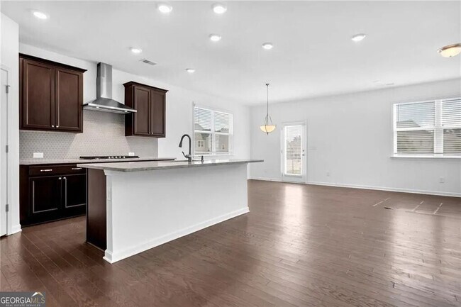 Building Photo - 5930 Neisler Rd