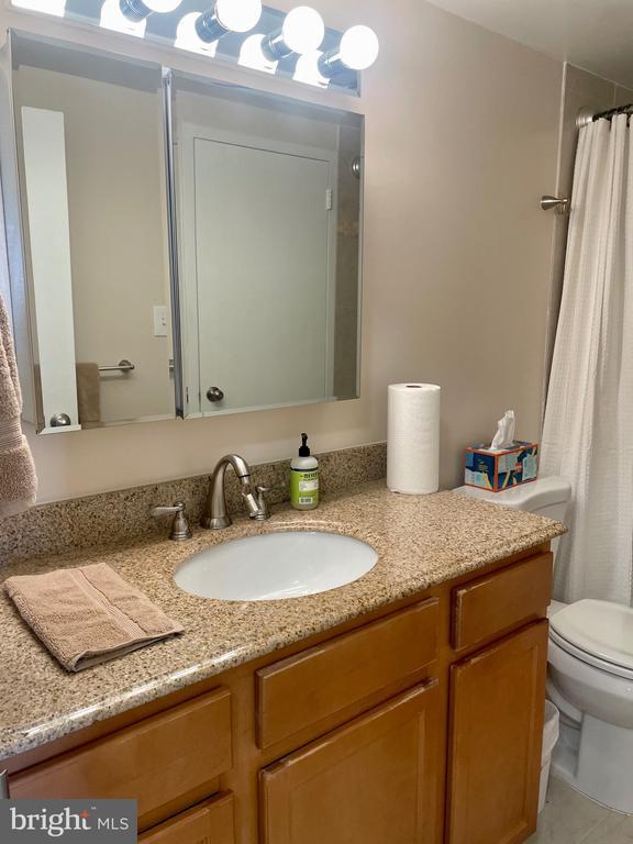 Building Photo - 5225 Pooks Hill Rd