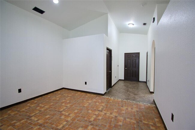 Building Photo - 1821 Wallace Manor Ln