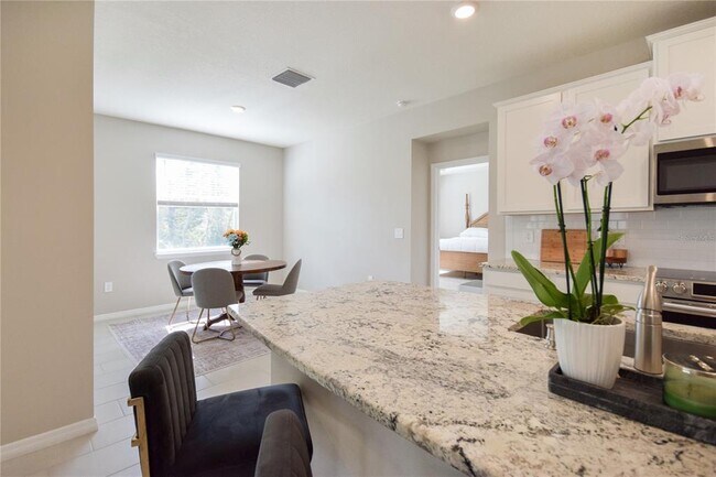 Building Photo - 16926 Harvest Moon Way