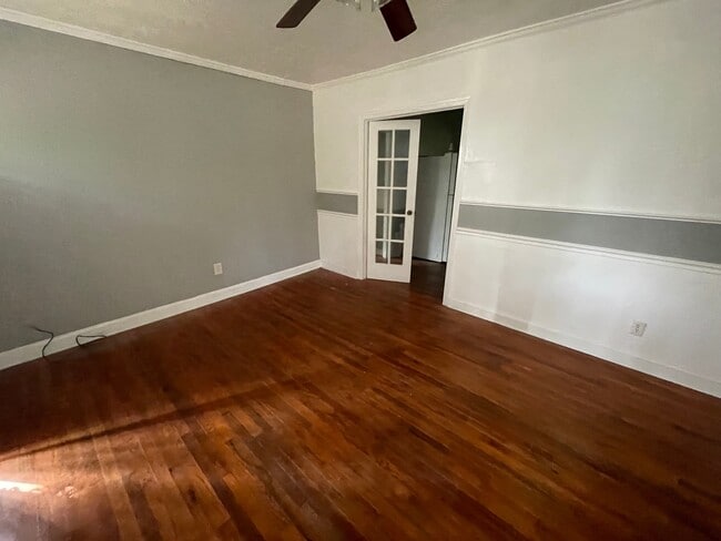 Building Photo - 148 Shadowlawn Dr