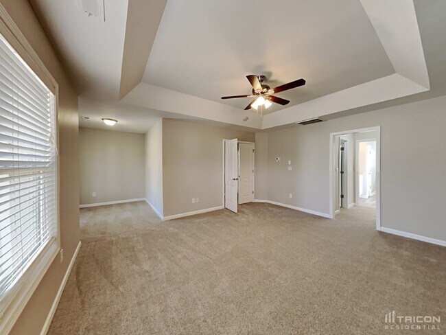 Building Photo - 645 McCarthy Dr