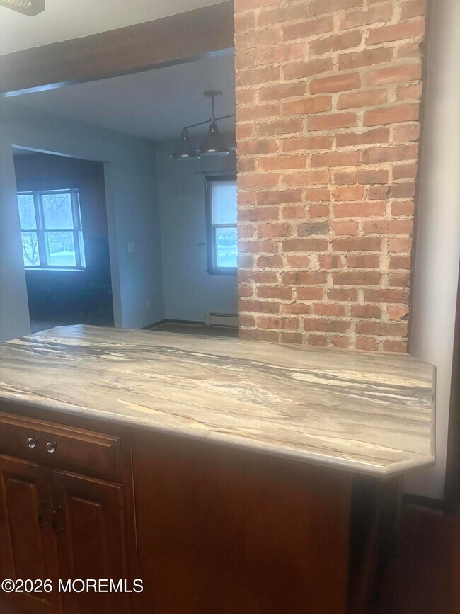 Building Photo - 47-49 Appleton Ave