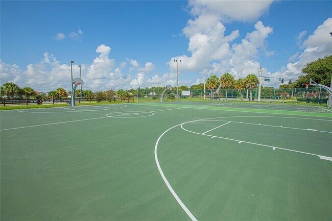 Building Photo - 1832 Wimbledon St