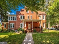 Building Photo - 316 Upper College Terrace