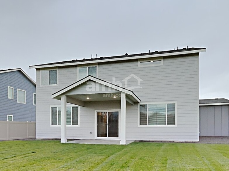 Building Photo - 884 N Garnet Creek Ave