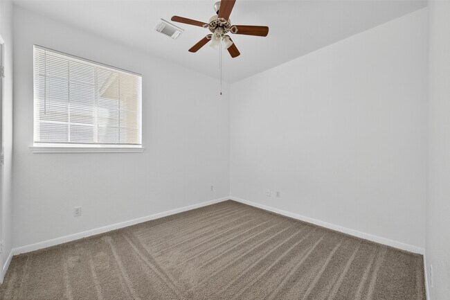 Building Photo - 21339 Bella Jess Dr