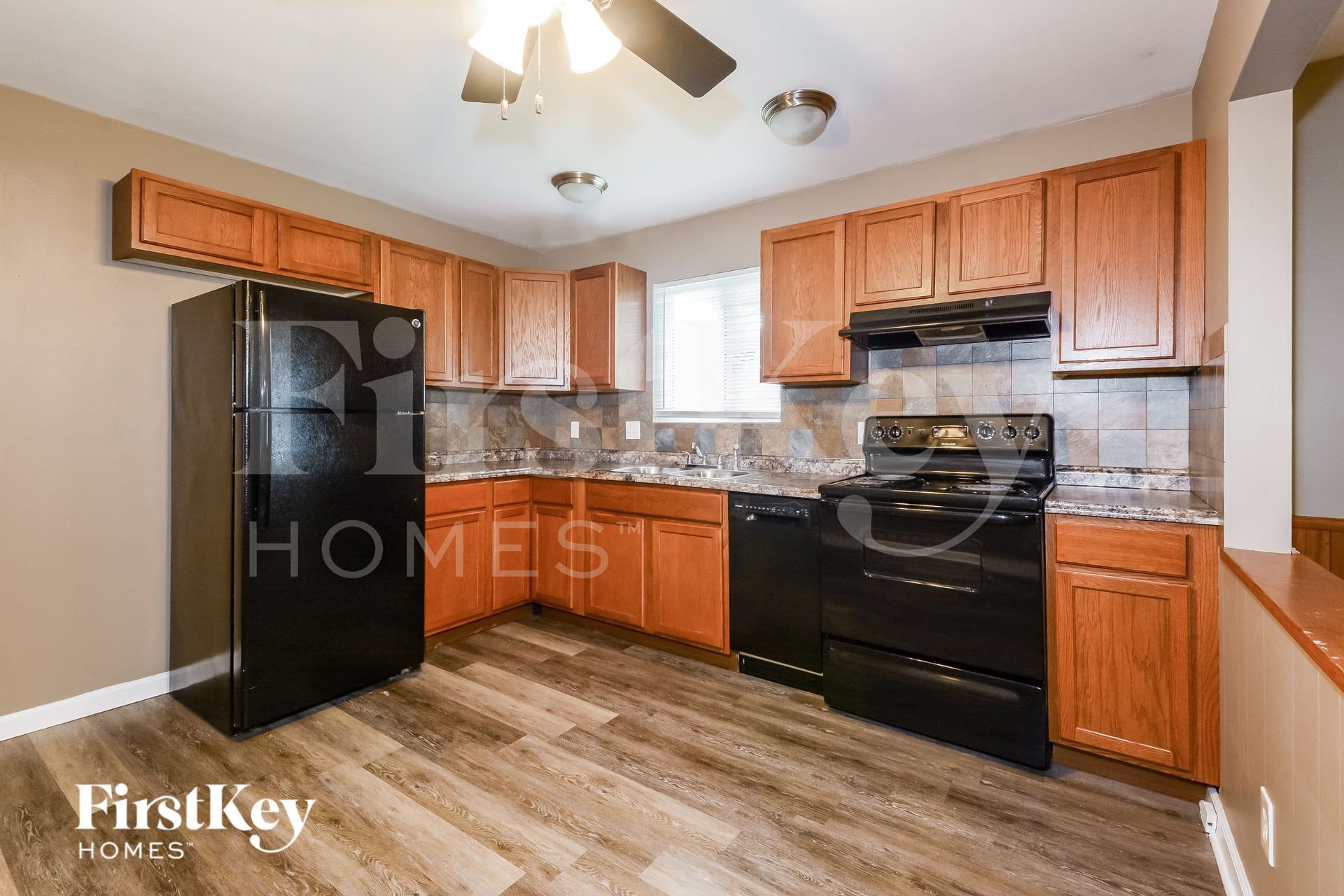 Building Photo - 13825 Invicta Dr