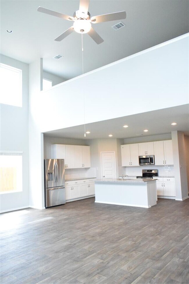 Building Photo - 2405 Ambling Trl