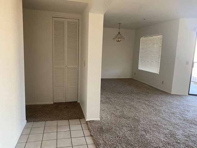 Building Photo - Waterfront 2BR 2B Condo Lower Level, gated with tennis,pool,spa,PRIVATE BEACH/DOCK