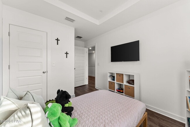 Building Photo - 5899 Tyndall Pl