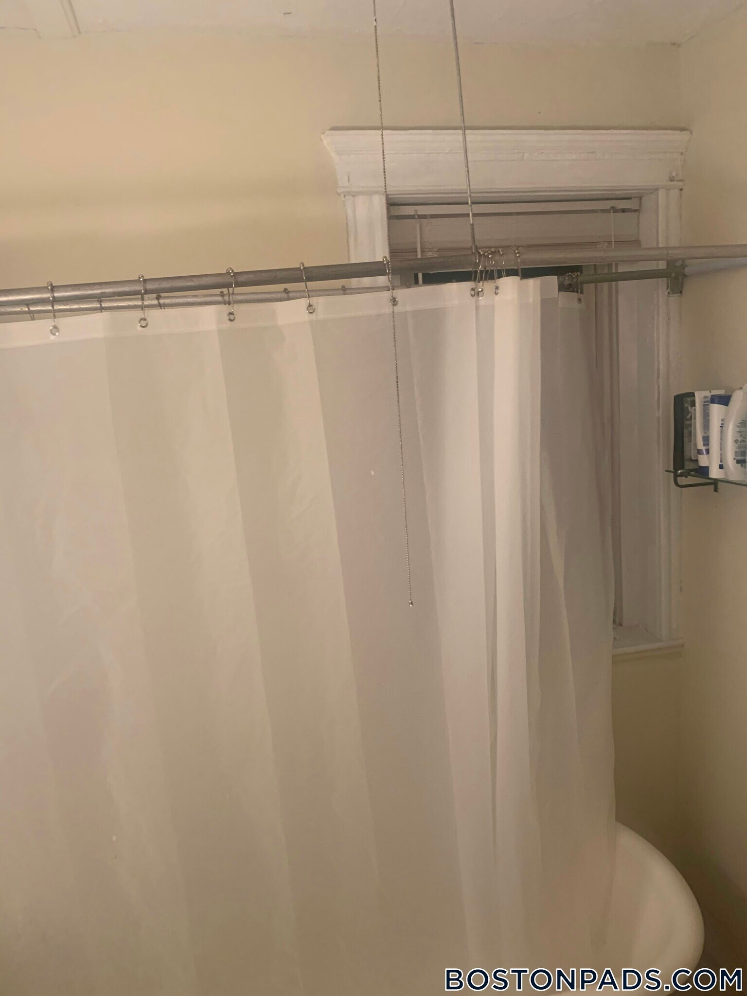 Building Photo - 883 Huntington Ave