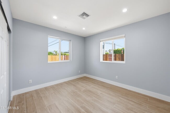 Building Photo - 13100 Filmore St