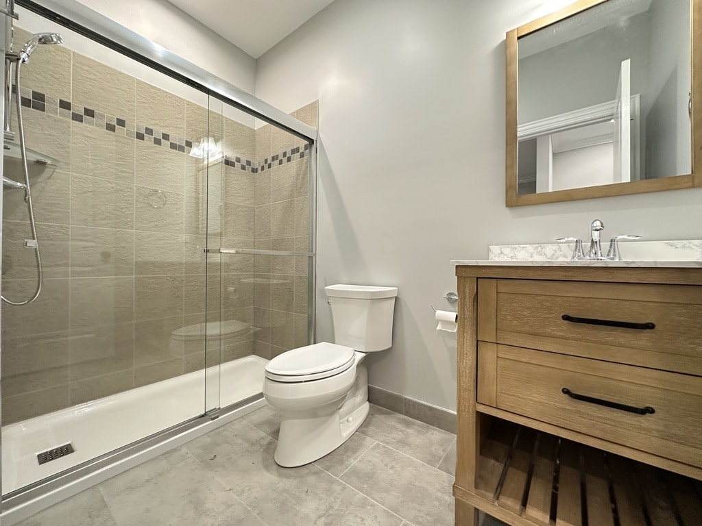 Building Photo - 527 N Springfield Ave