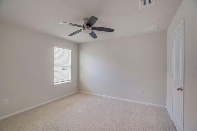 Building Photo - 13804 Cantarra Dr