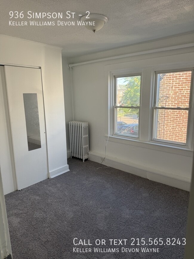 Building Photo - 936 Simpson St