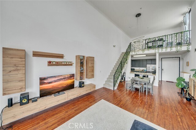 Building Photo - 625 S Berendo St